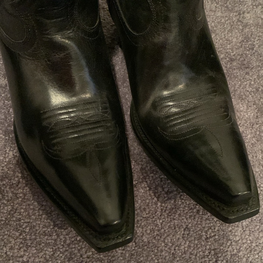 Black Star Matador Booties - Picture 2 of 8